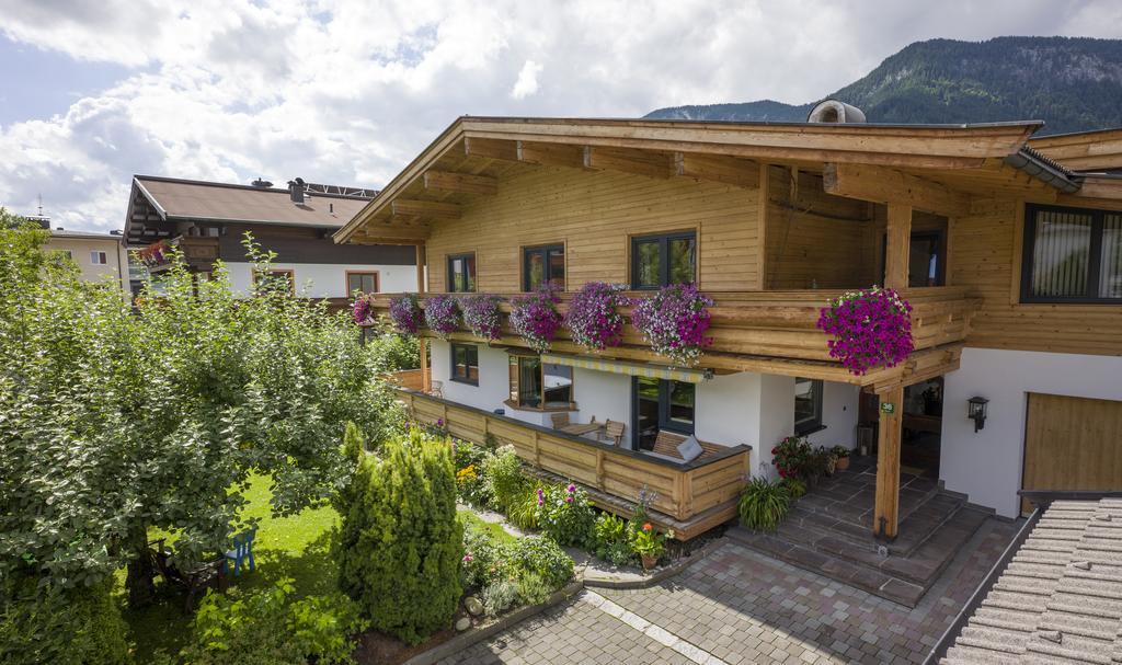 Appartement Albert Und Helene Koller Soll Exterior photo